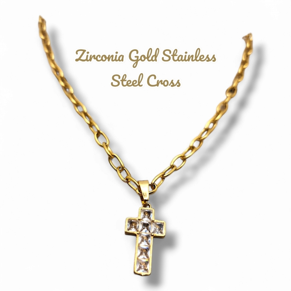 Zirconia Gold Stainless Steel Cross Paperclip necklace